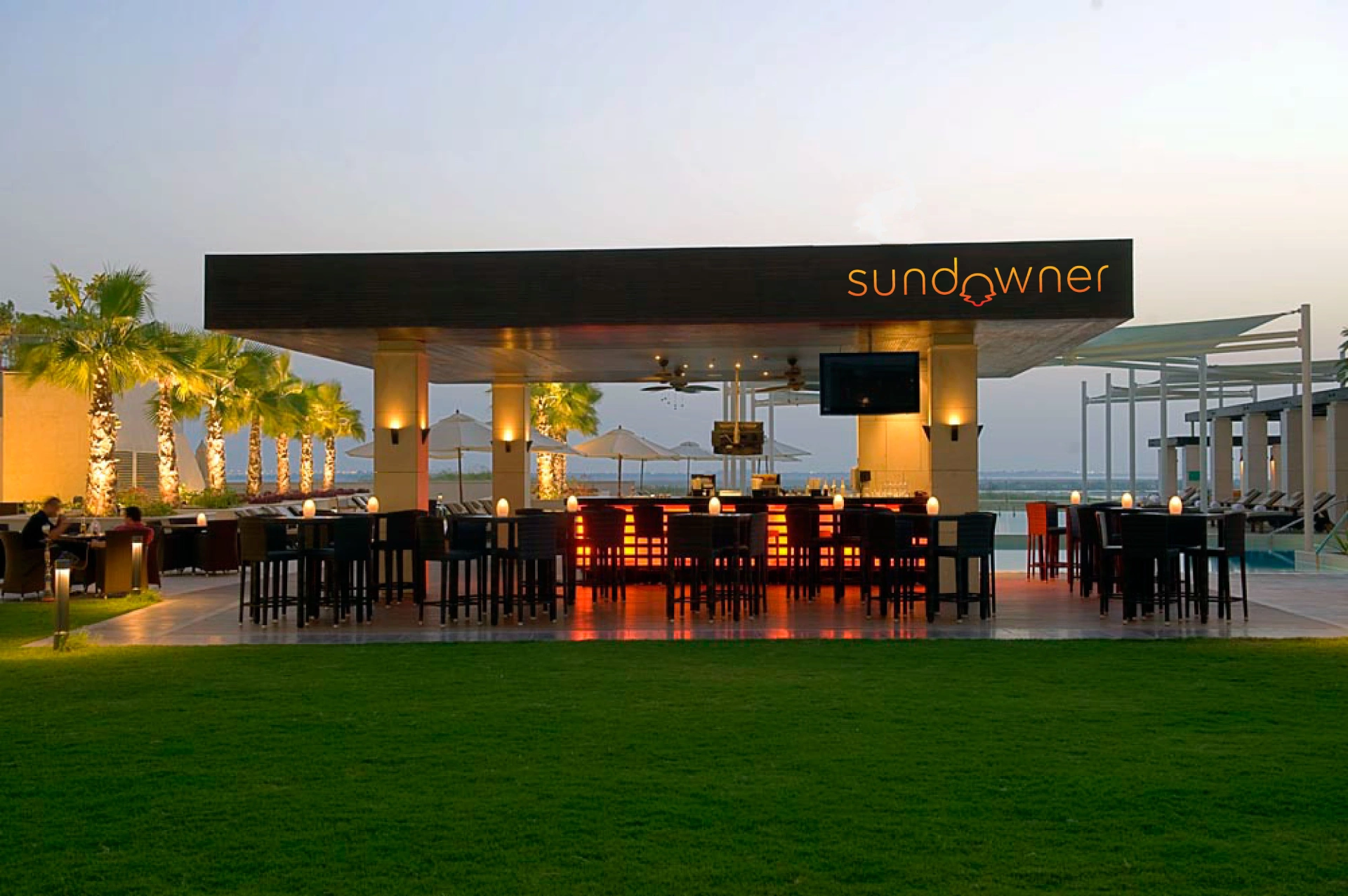Sundowner Pool